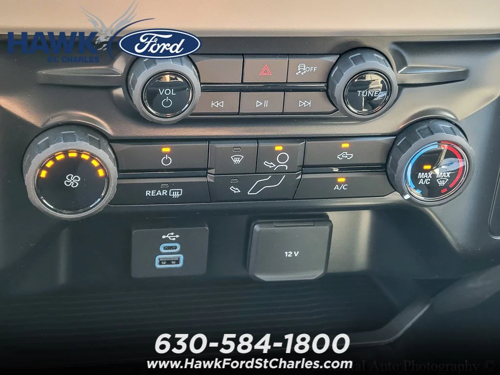 New 2026 Oxford White Ford F-250® XLT image 13