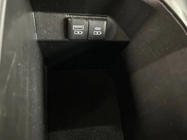 Used 2021 White Toyota LE image 18