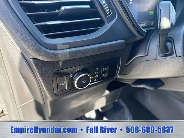2025 Ford Escape ST-Line Select - Photo 21