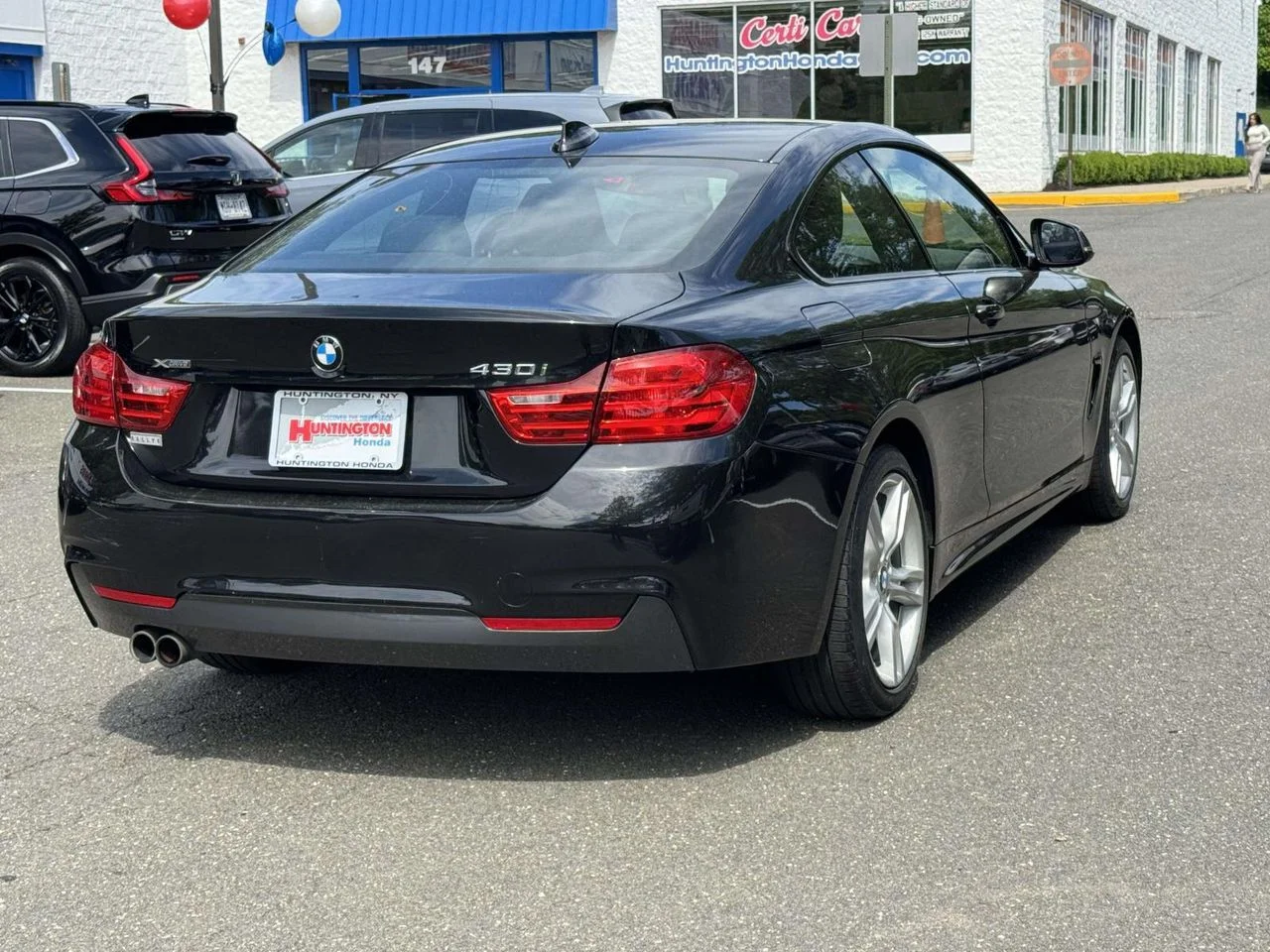 Used 2017 Black Sapphire Metallic BMW xDrive image 5