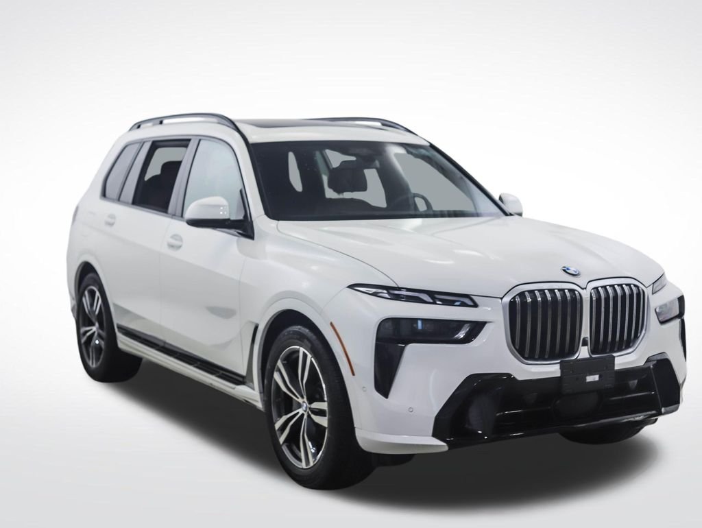 Certified Used 2026 Alpine White BMW xDrive40i image 7