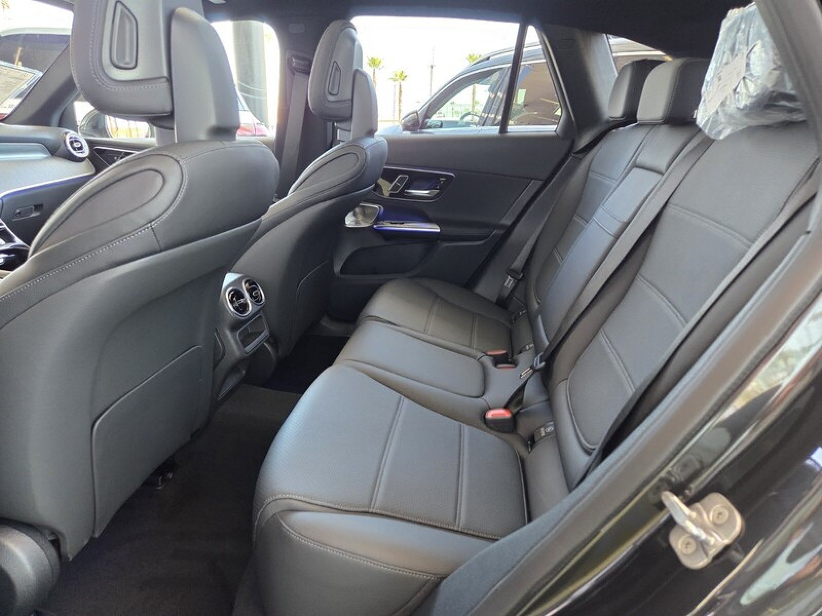 New 2026 Graphite Grey Metallic Mercedes-Benz GLC 300 SUV image 13