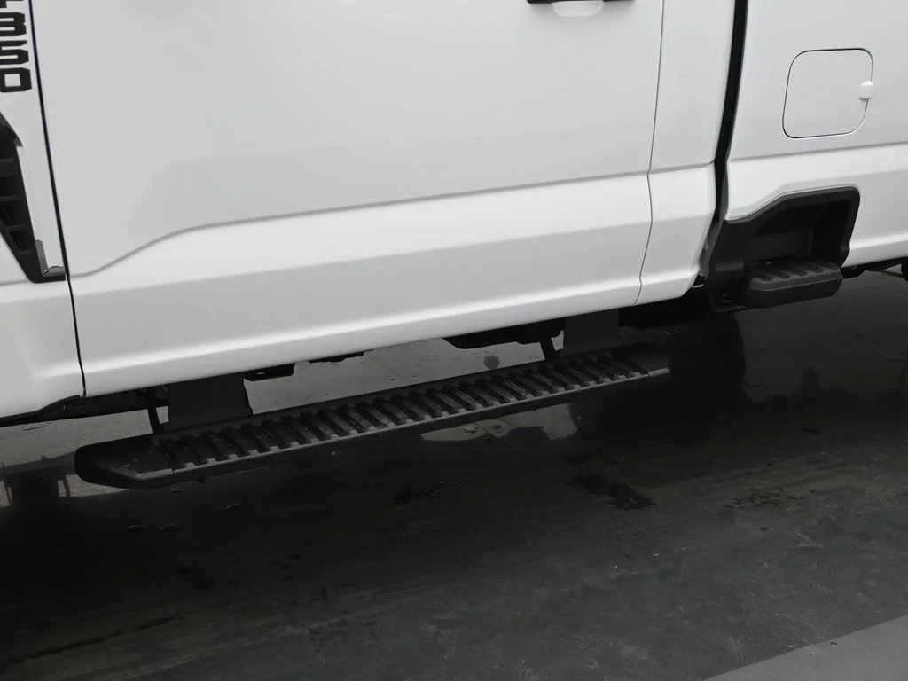 New 2026 Oxford White Ford XL image 18