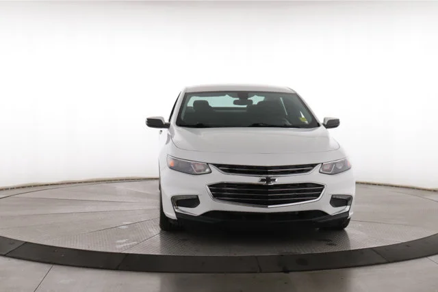 Used 2016 White Chevrolet LT image 14