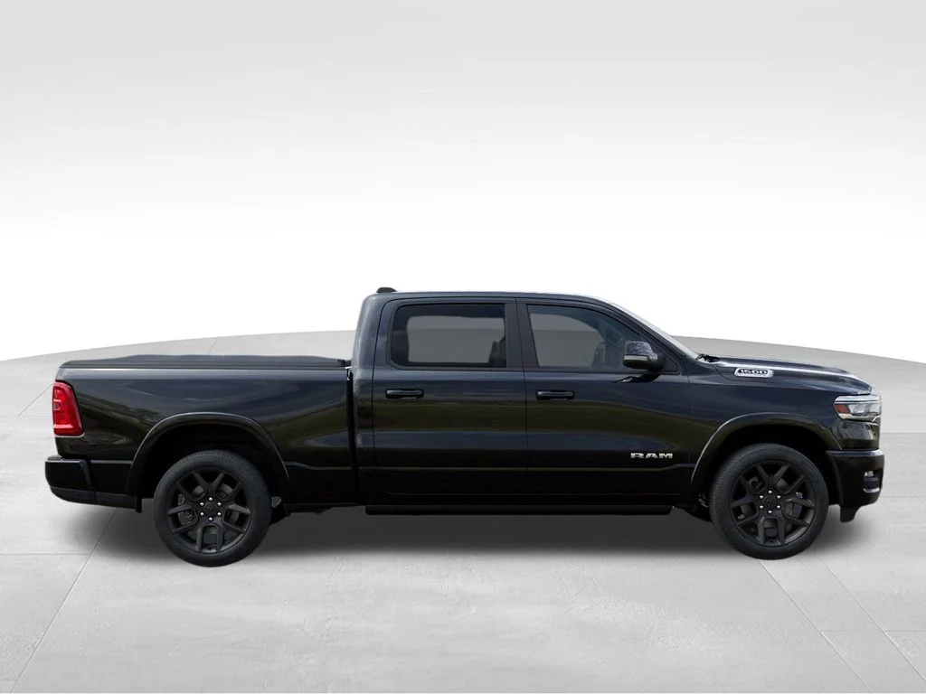 New 2026 Diamond Black Crystal Pearl-Coat Exterior Paint RAM Laramie image 22