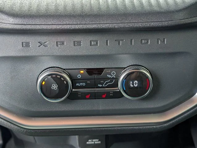 New 2027 Dark Matter Gray Metallic Ford MAX Platinum image 32