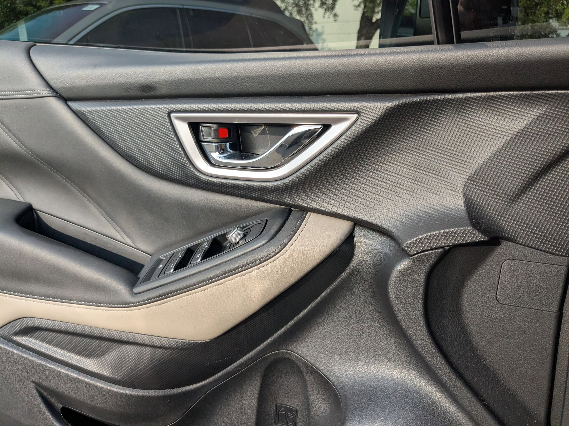 Used 2024 Brilliant Bronze Metallic Subaru Limited image 13