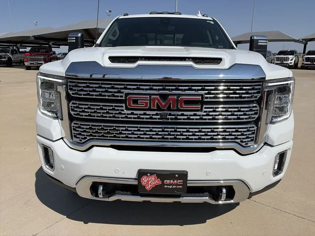 Used 2023 White GMC Denali image 9