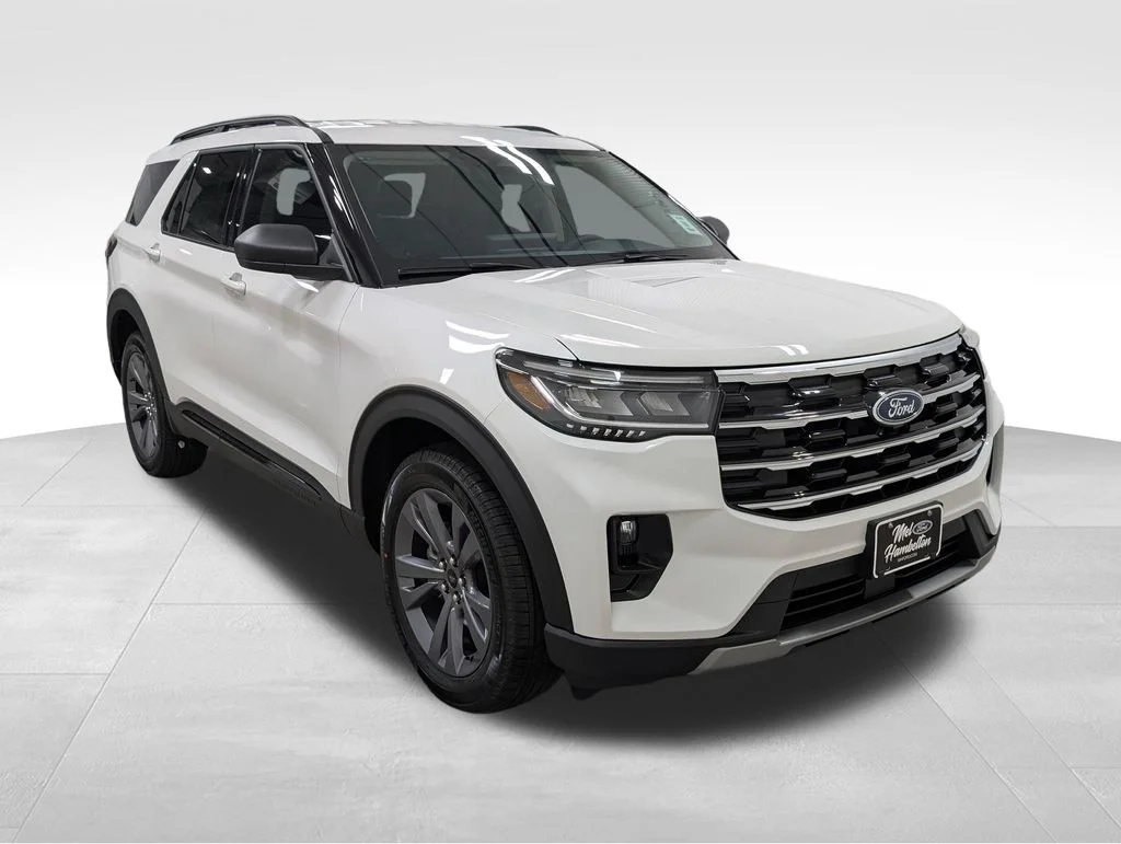 New 2026 Star White Metallic Tri-Coat Ford Active image 18