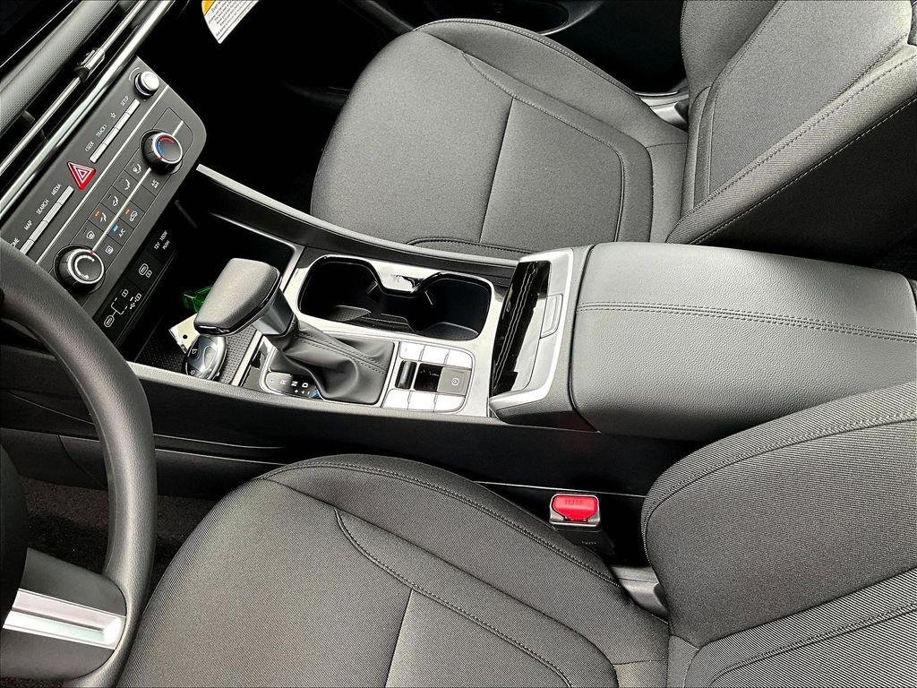 New 2026 Gray Hyundai SE FWD image 17
