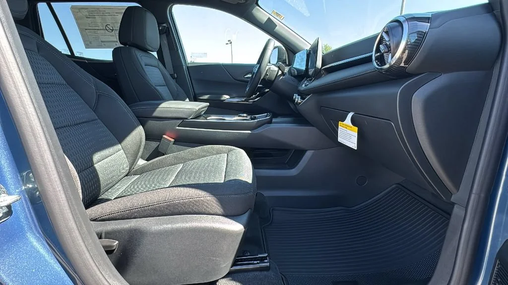 New 2027 Lakeshore Blue Metallic Chevrolet LT image 8