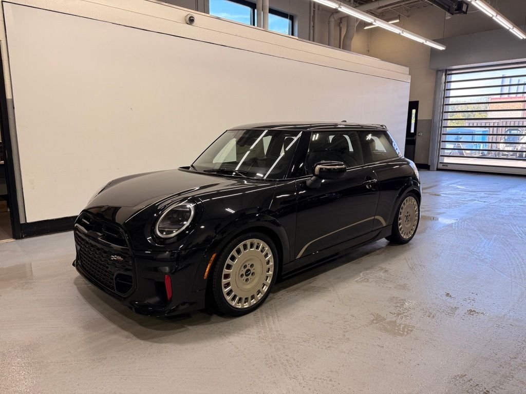 New 2027 Midnight Black II Metallic MINI  image 1