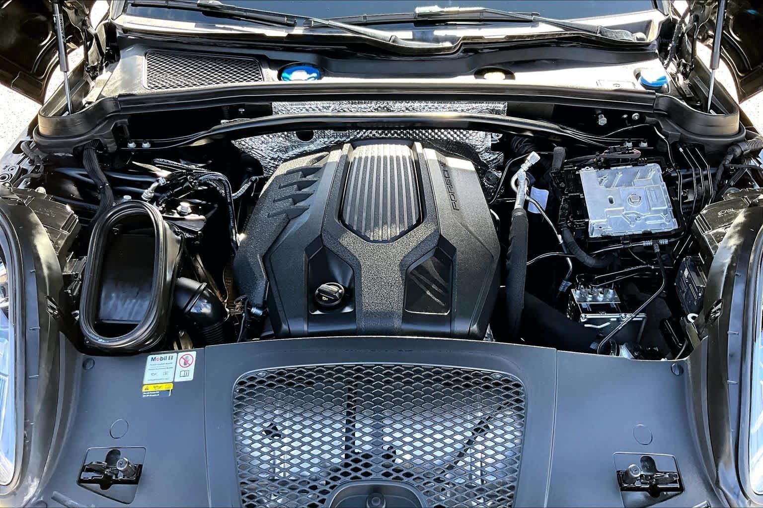 Used 2022 Black Porsche  image 31