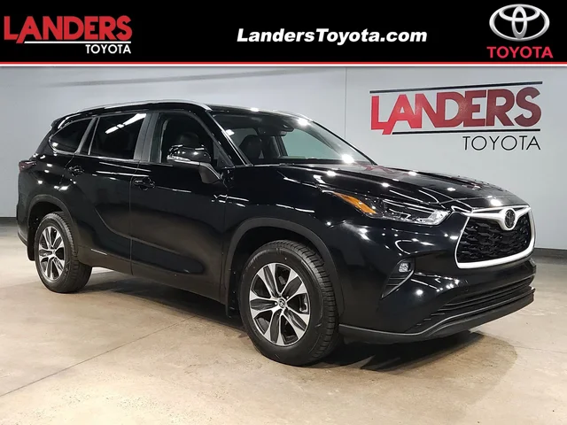2025 Toyota Highlander XLE