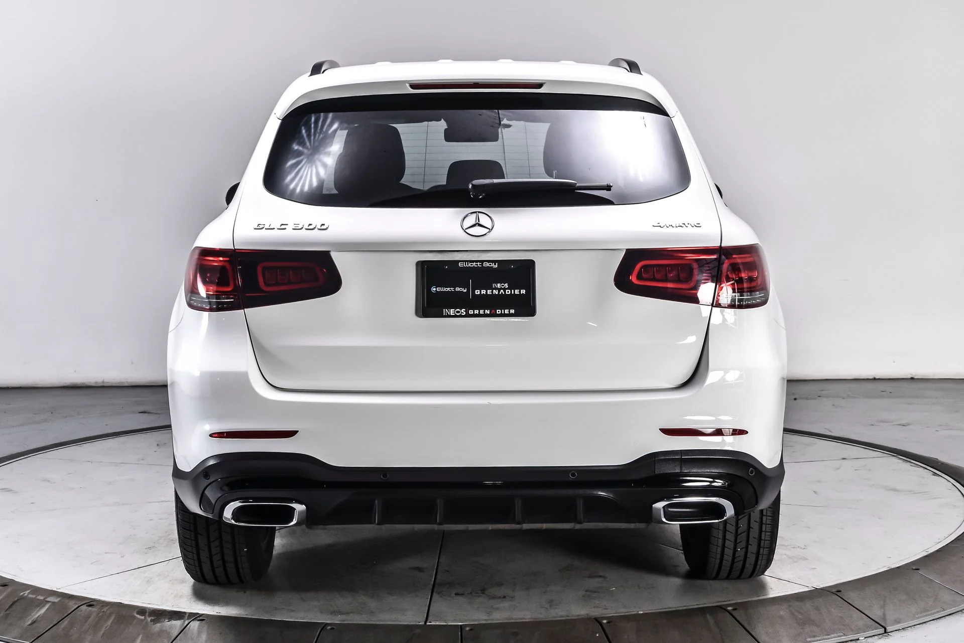 Used 2022 Polar White Mercedes-Benz GLC 300 image 5