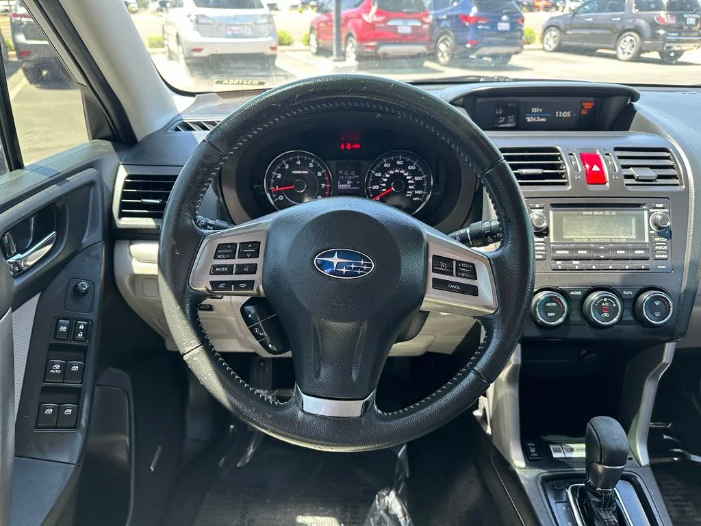 Used 2015 Silver Subaru 2.5i Touring image 15