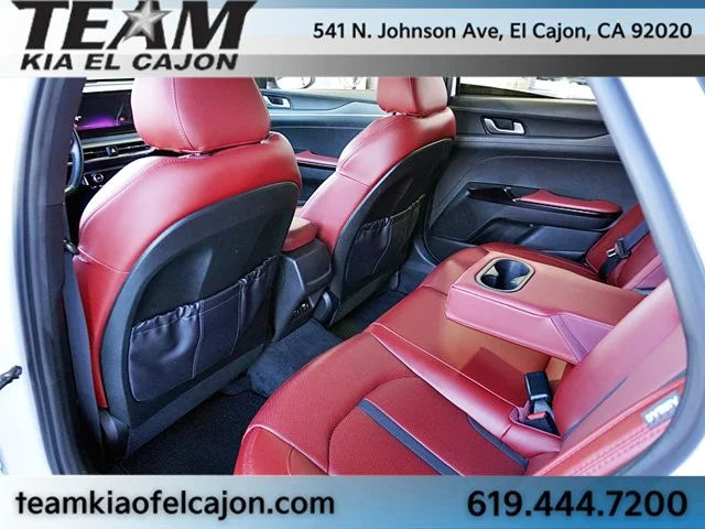 Used 2024 White Kia GT-Line image 18