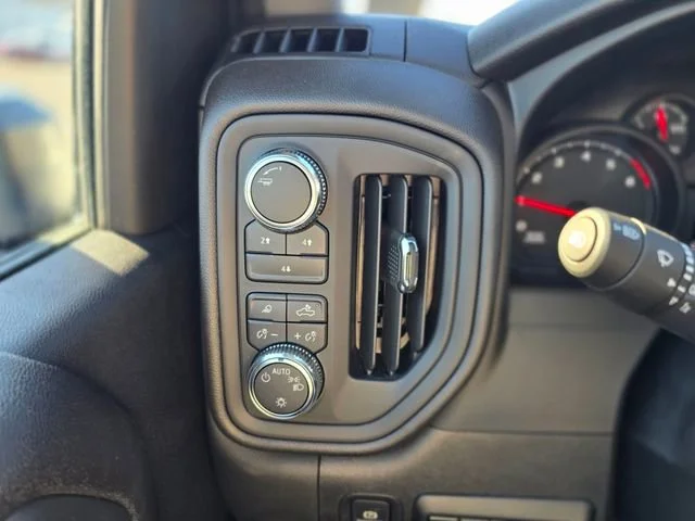 2026 GMC Sierra 2500HD Pro - Photo 18