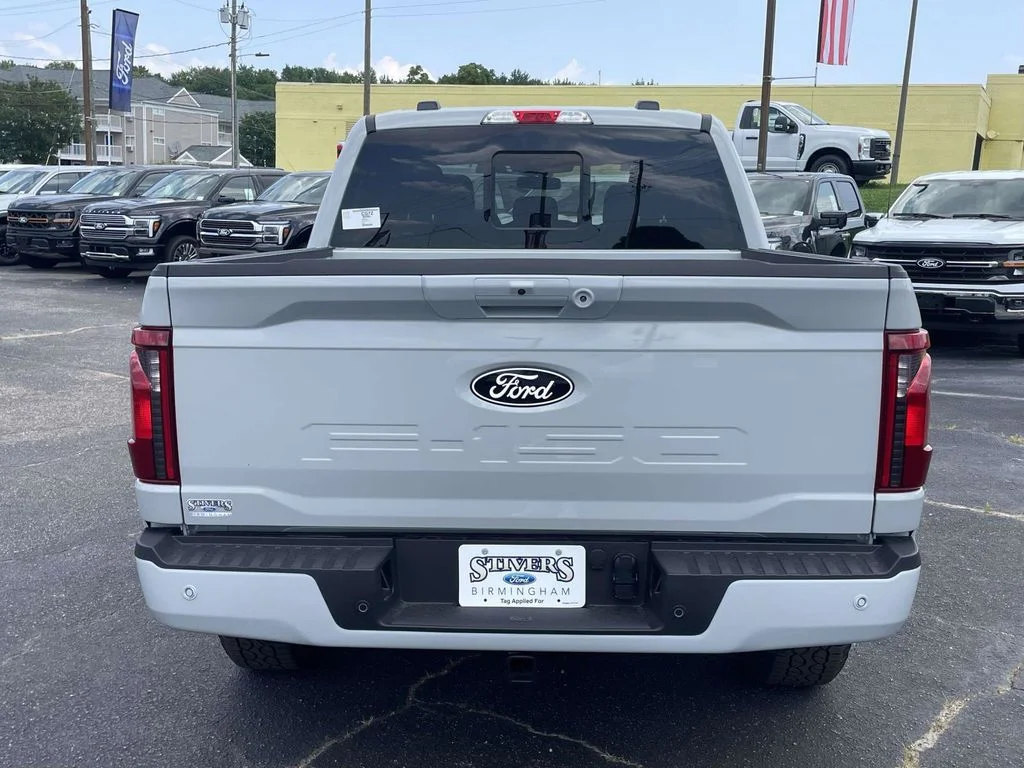 New 2026 White Ford XLT image 4