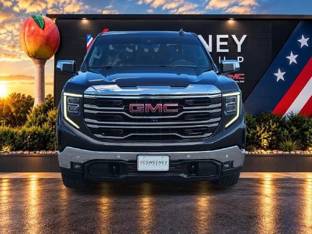Used 2023 TITANIUM RUSH METALLIC GMC SLT image 8