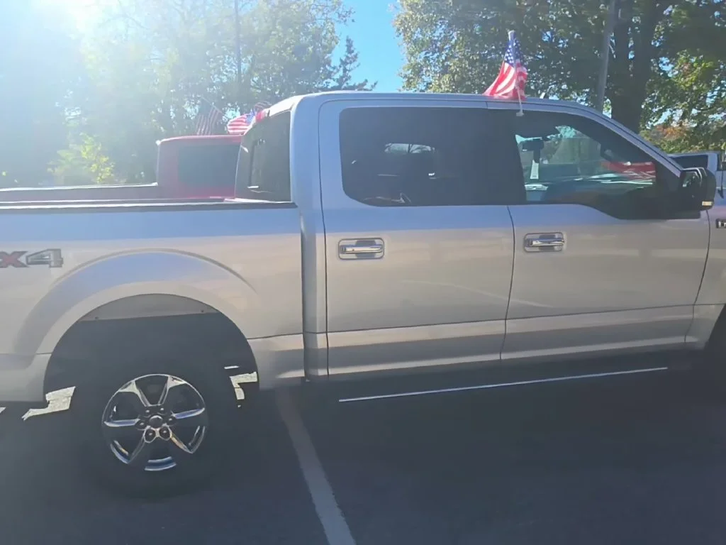 Used 2019 Silver Ford XLT image 2