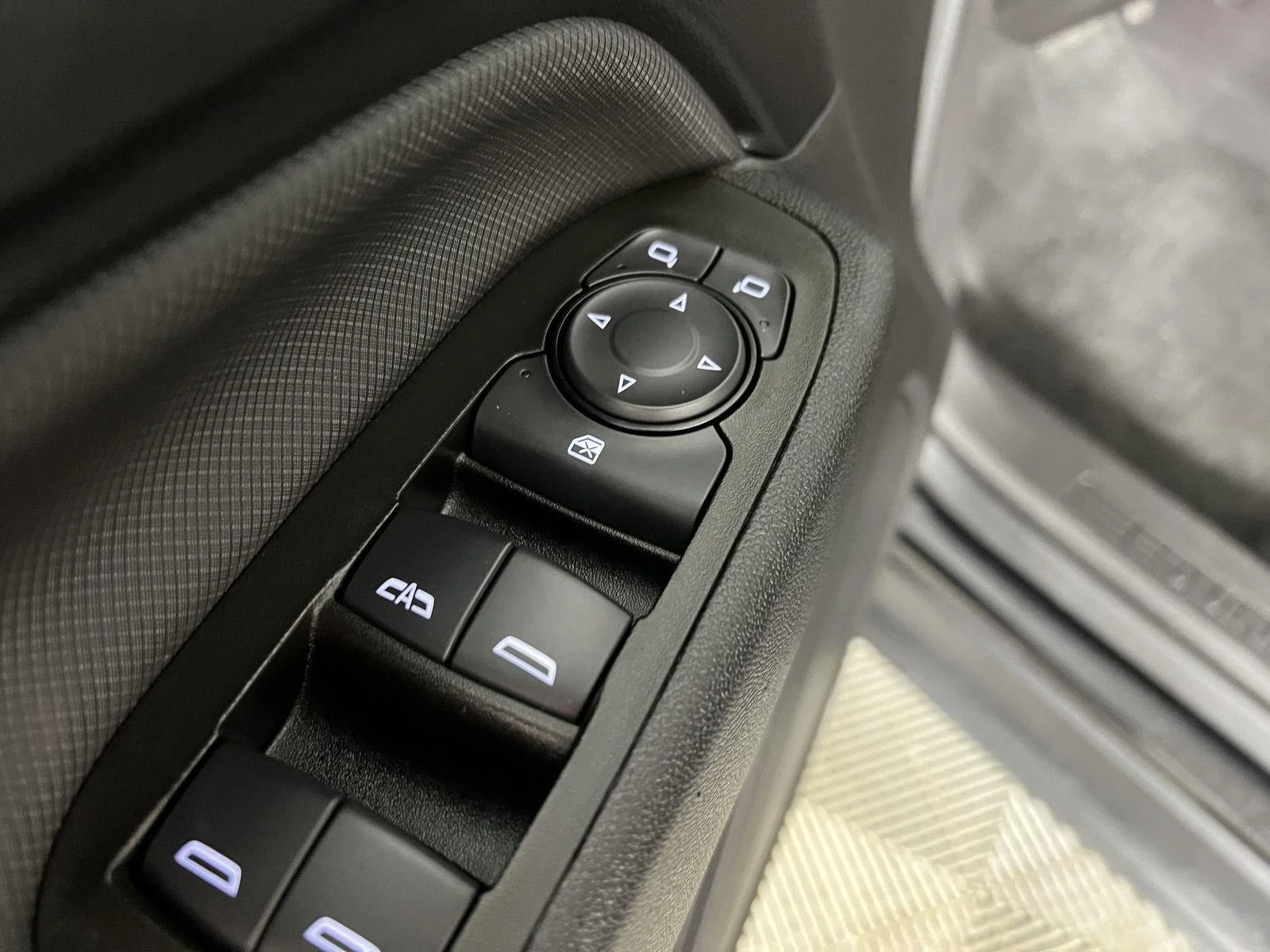 Used 2024 Mosaic Black Metallic Chevrolet RS image 38
