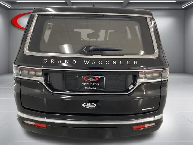 New 2024 Black Jeep Series III image 7