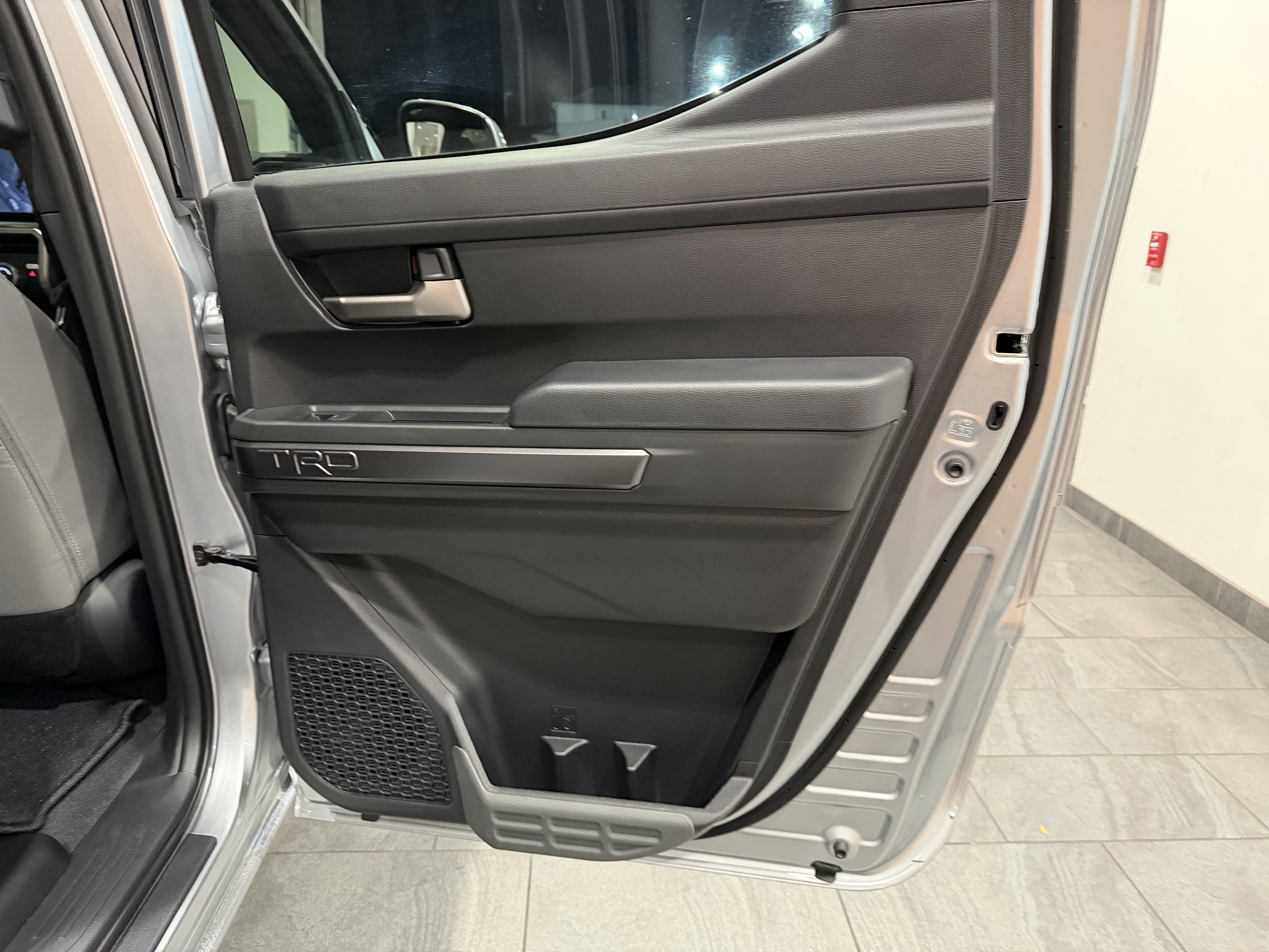 2025 Toyota Tacoma TRD Sport - Photo 40