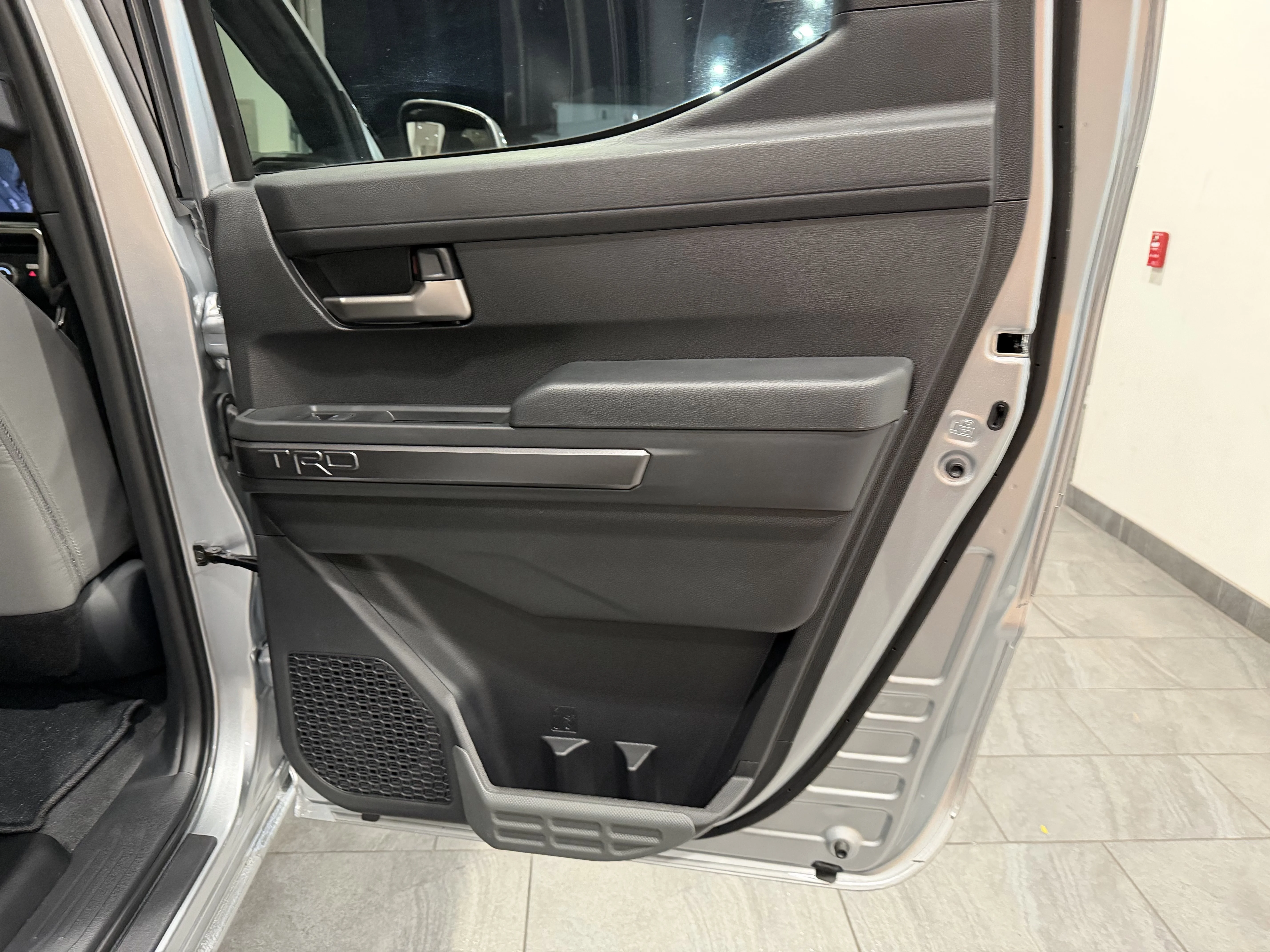 2025 Toyota Tacoma TRD Sport - Photo 40