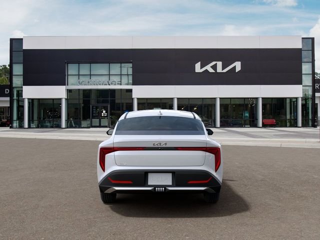 New 2026 Snow White Pearl Kia LXS image 5