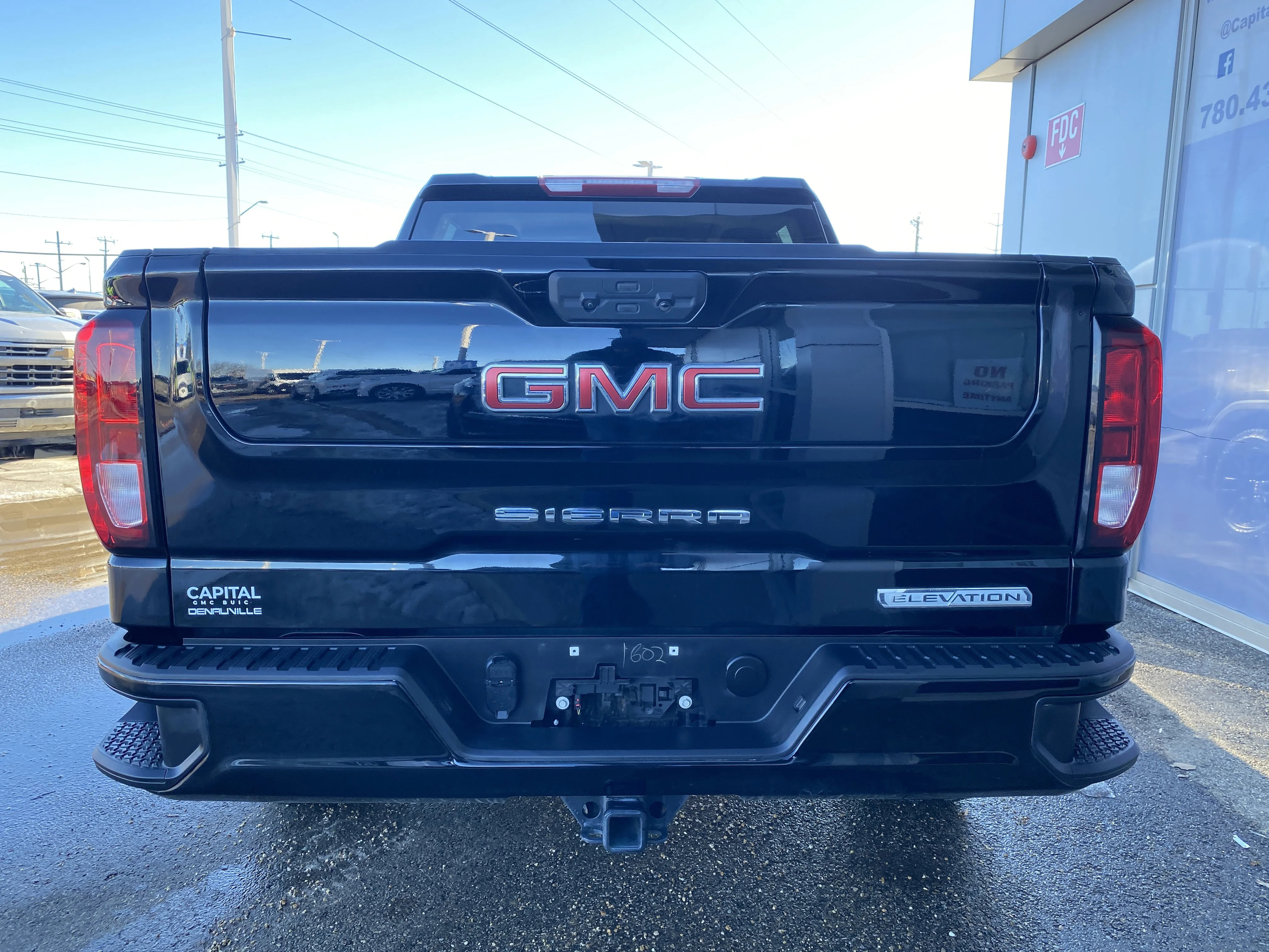 Certified Used 2025 Black GMC Crew Cab Elevation * BUCKETS * 5.3L V8 * image 4