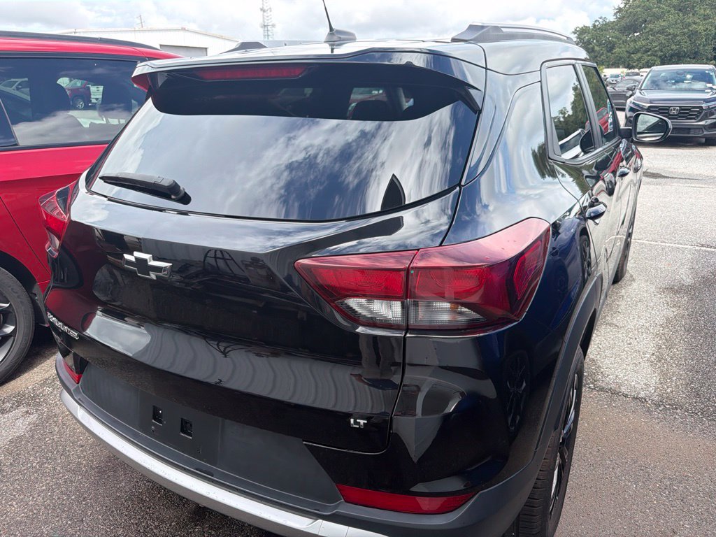 Used 2023 Black Chevrolet LT image 7