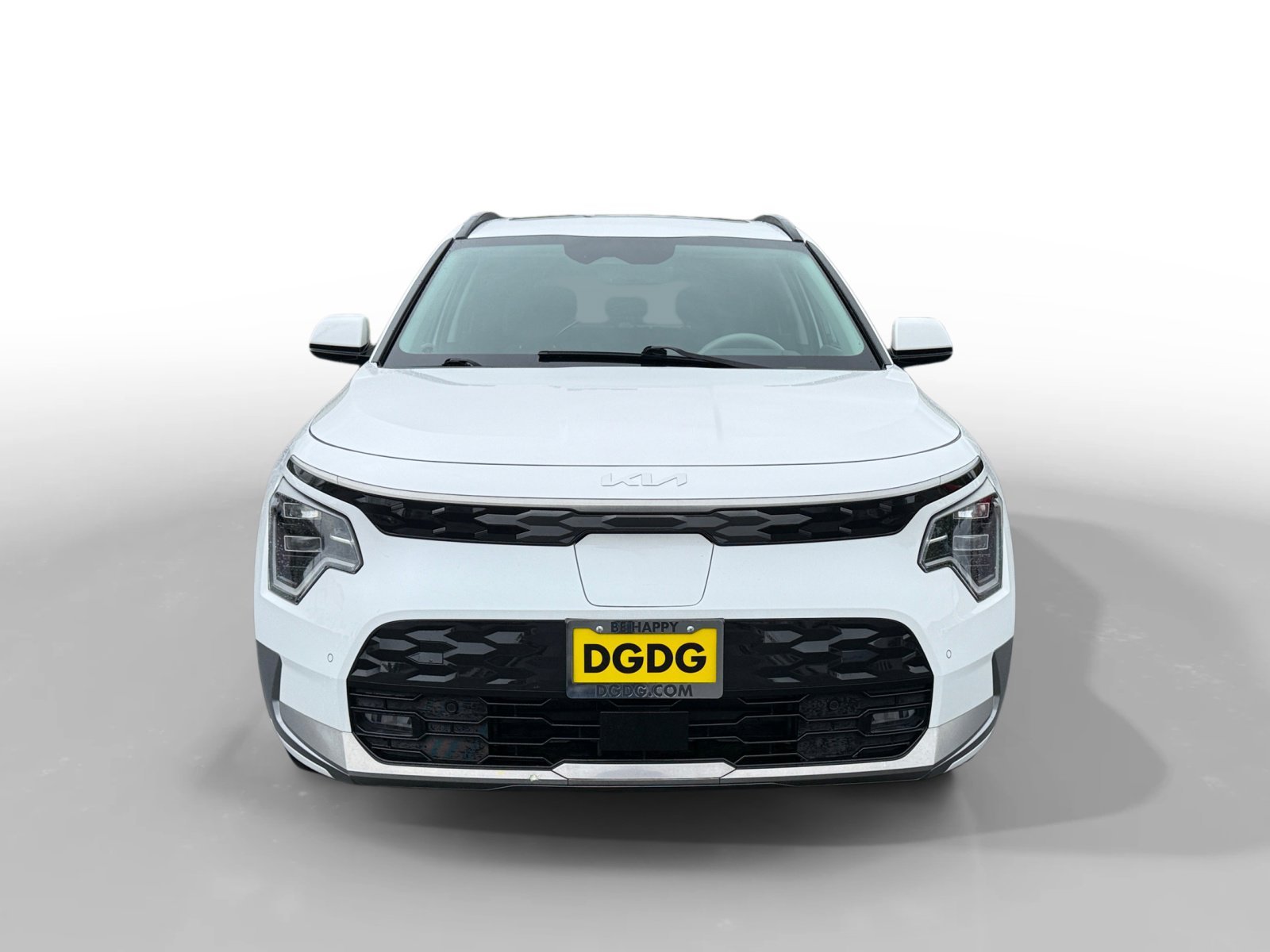 Used 2023 Snow White Pearl Kia Wave image 8