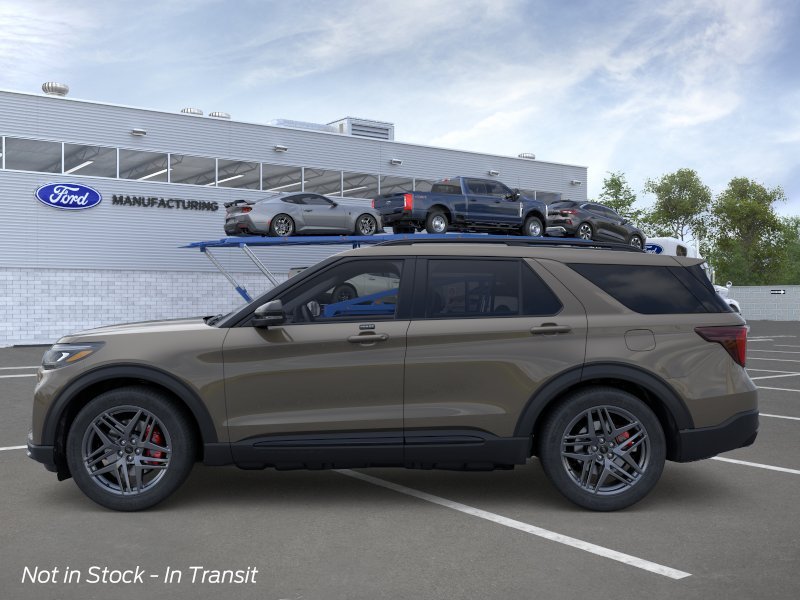 2026 Ford Explorer — photo 4