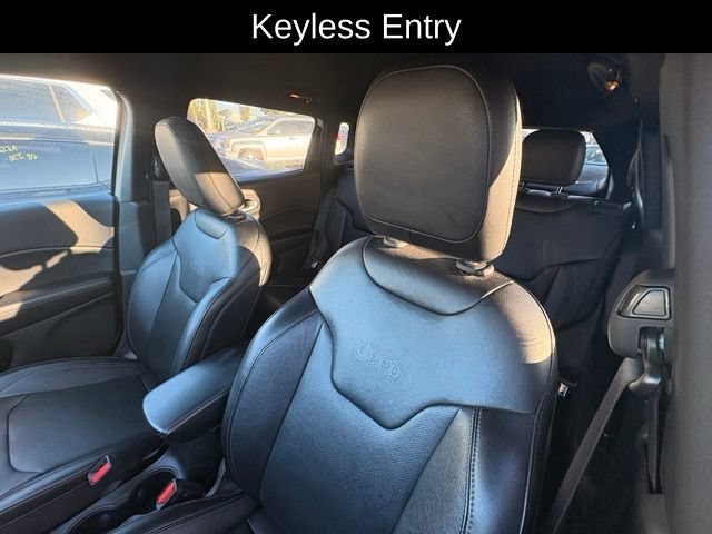 Used 2020 White Jeep High Altitude 4x4 image 12