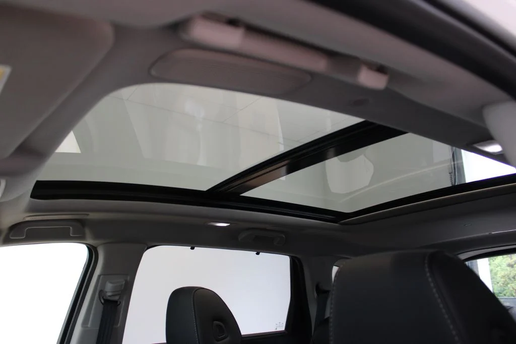 New 2026 Platinum White Pearl Acura Technology Package image 26