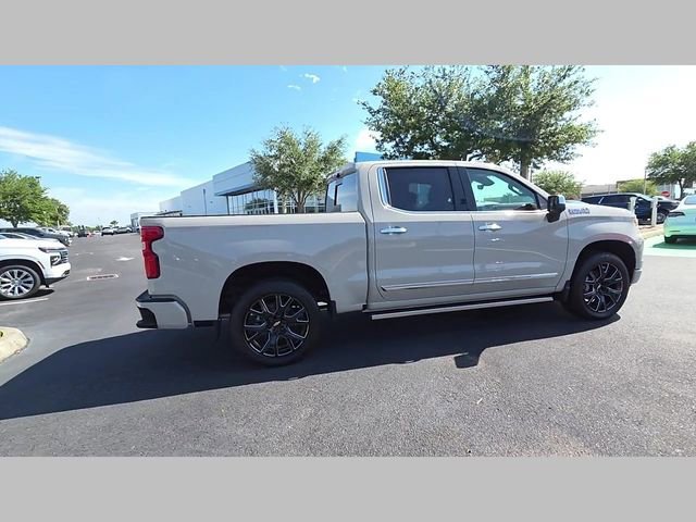 New 2026 White Sands Chevrolet High Country image 24