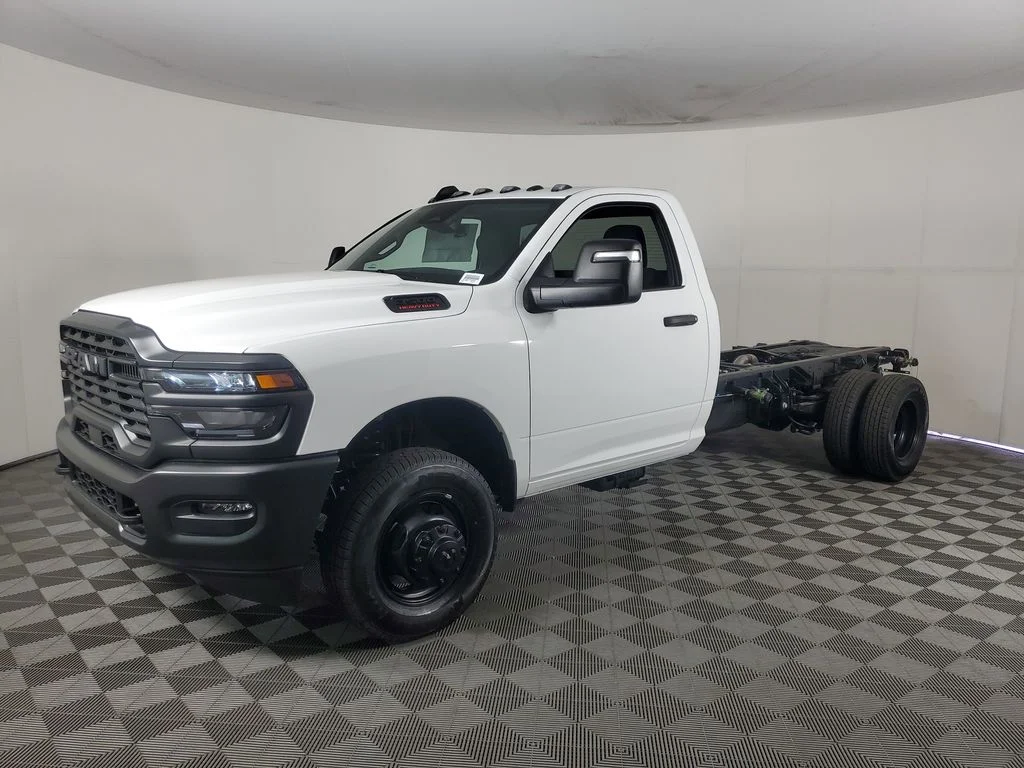 New 2026 Bright White Clear-Coat Exterior Paint RAM Tradesman image 8