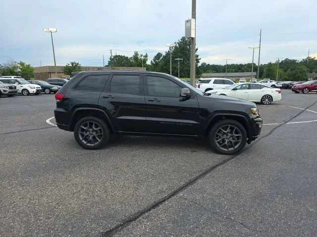 Used 2021 Black Jeep Limited image 2