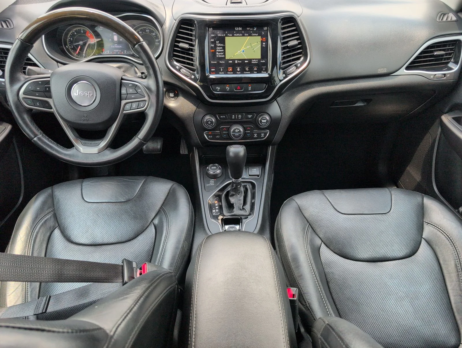 Used 2019 White Jeep Overland image 29