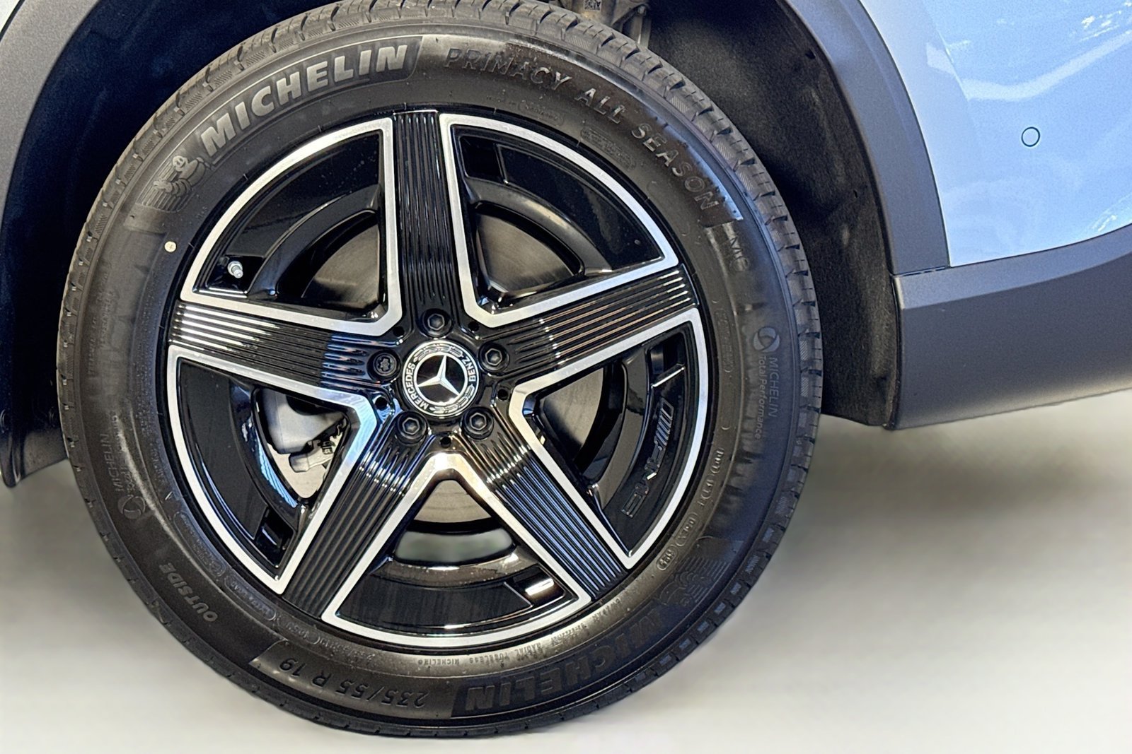 New 2026 Cirrus Silver Metallic Mercedes-Benz GLC 300 image 29