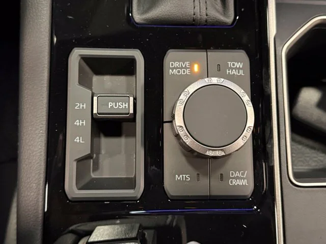 Used 2025  Toyota Limited image 30