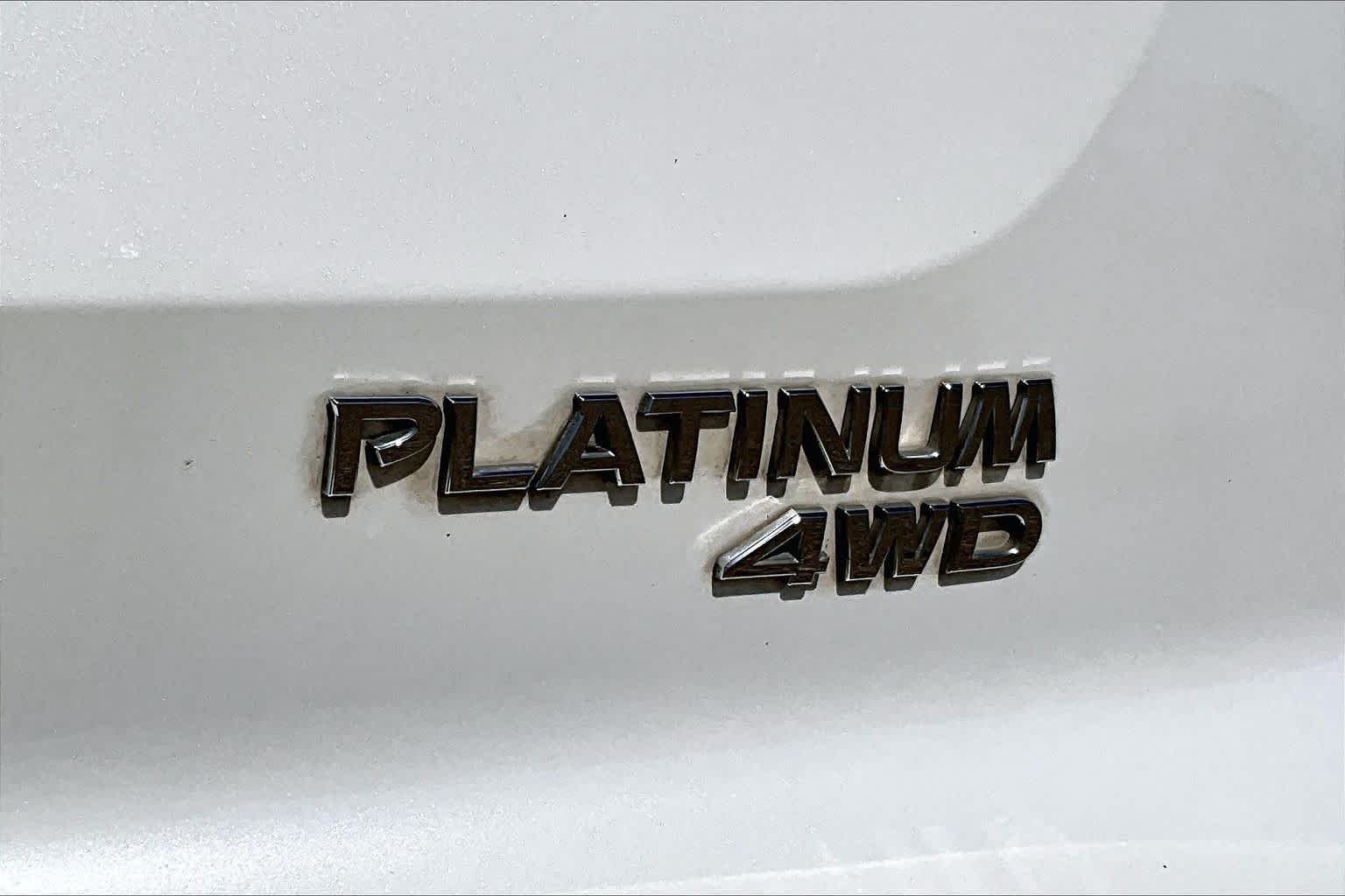 Used 2024 Pearl White Tricoat Nissan Platinum image 10