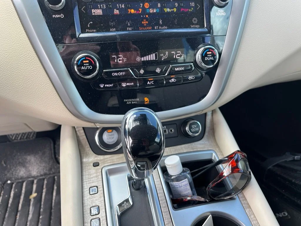 Used 2020 Cayenne Red Metallic Nissan SV image 19