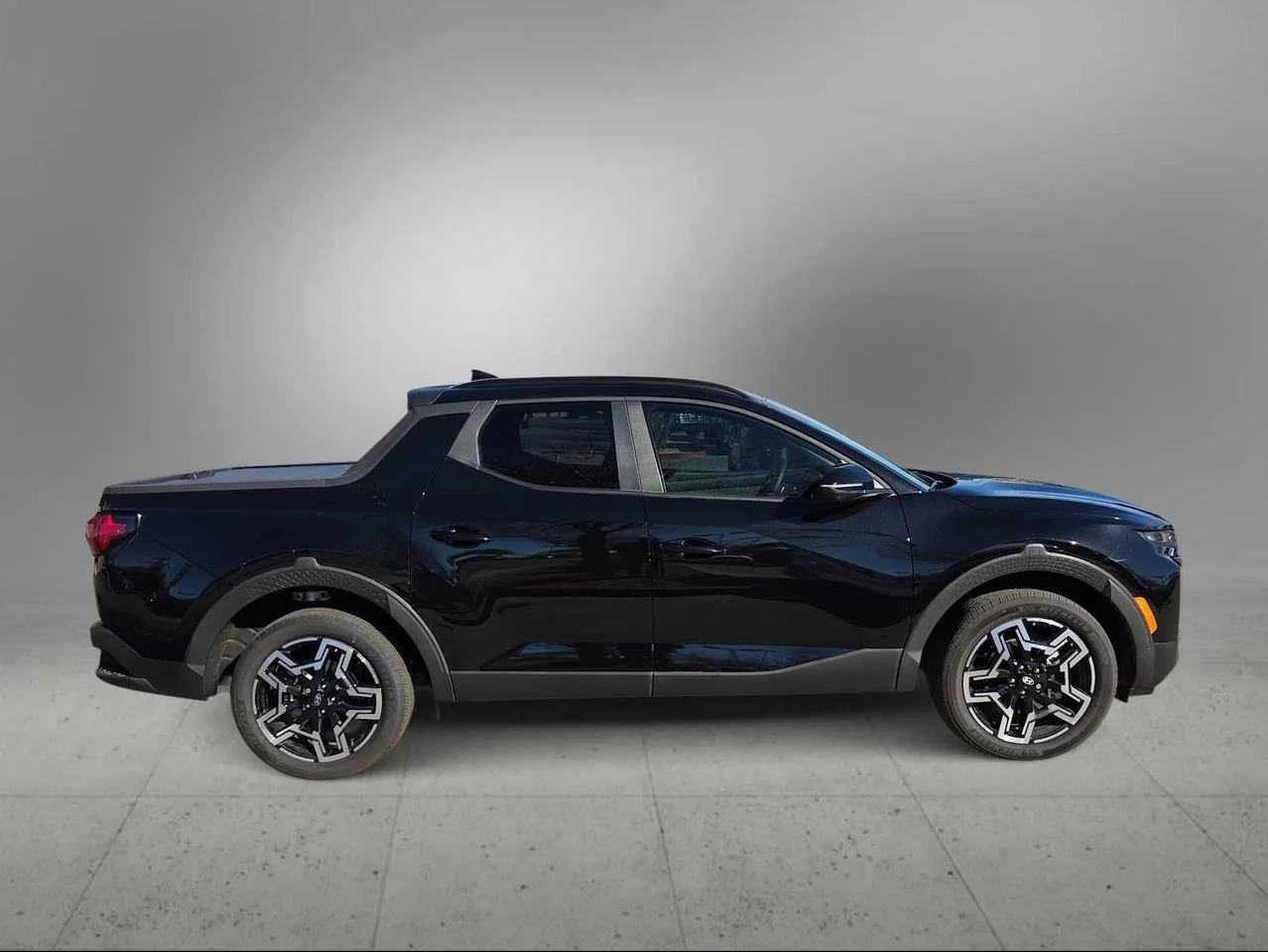 2025 Hyundai Santa Cruz Limited - Photo 9