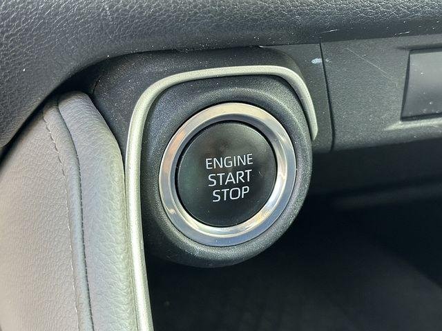 Certified Used 2024 WIND CHILL PEARL Toyota  image 30
