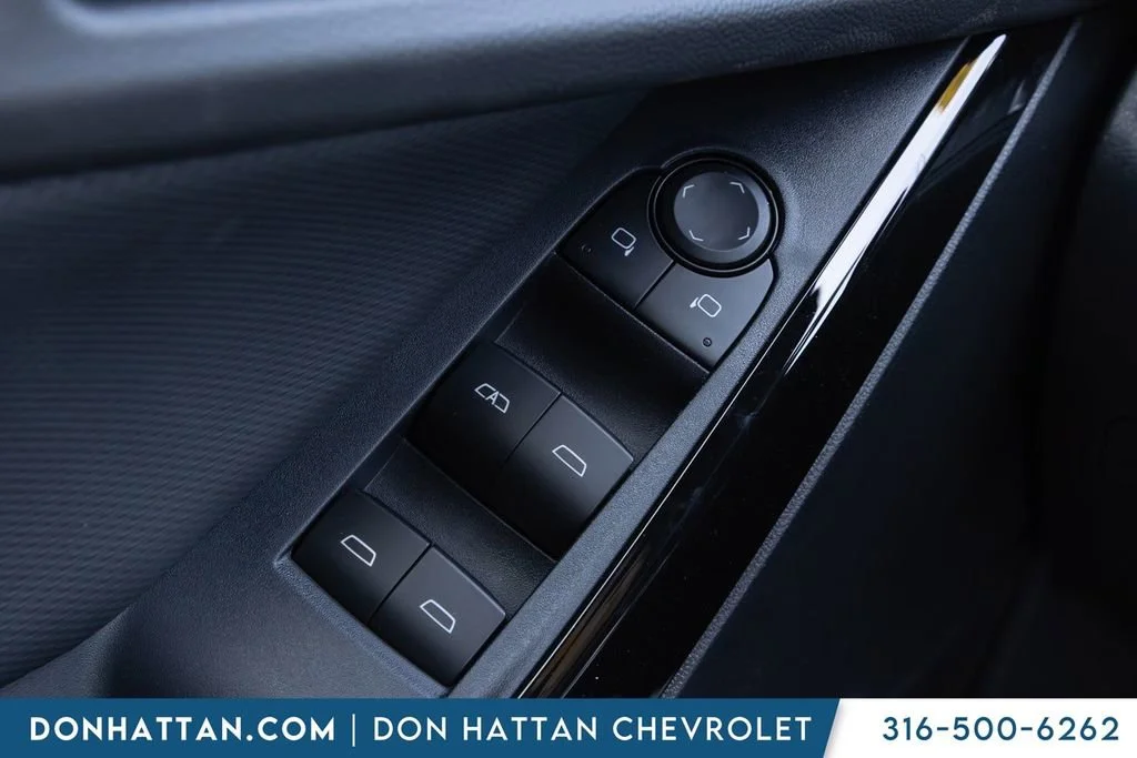 2026 Chevrolet Equinox LT - Photo 11
