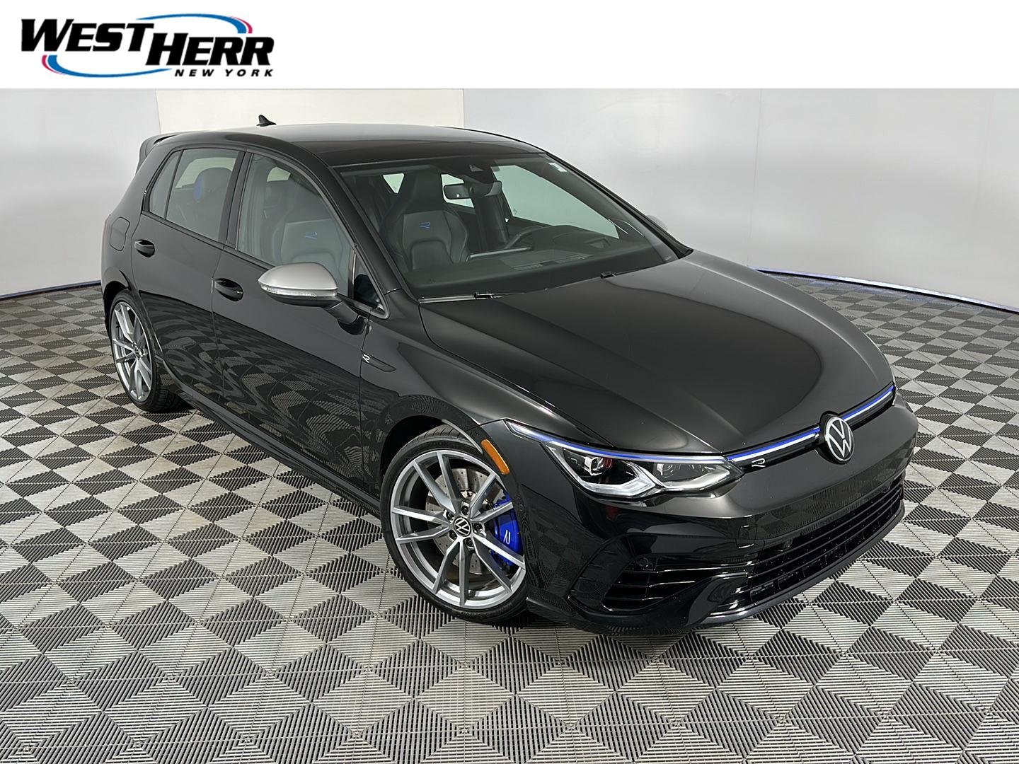 Used 2024 Mythos Black Metallic Volkswagen 4Motion image 1