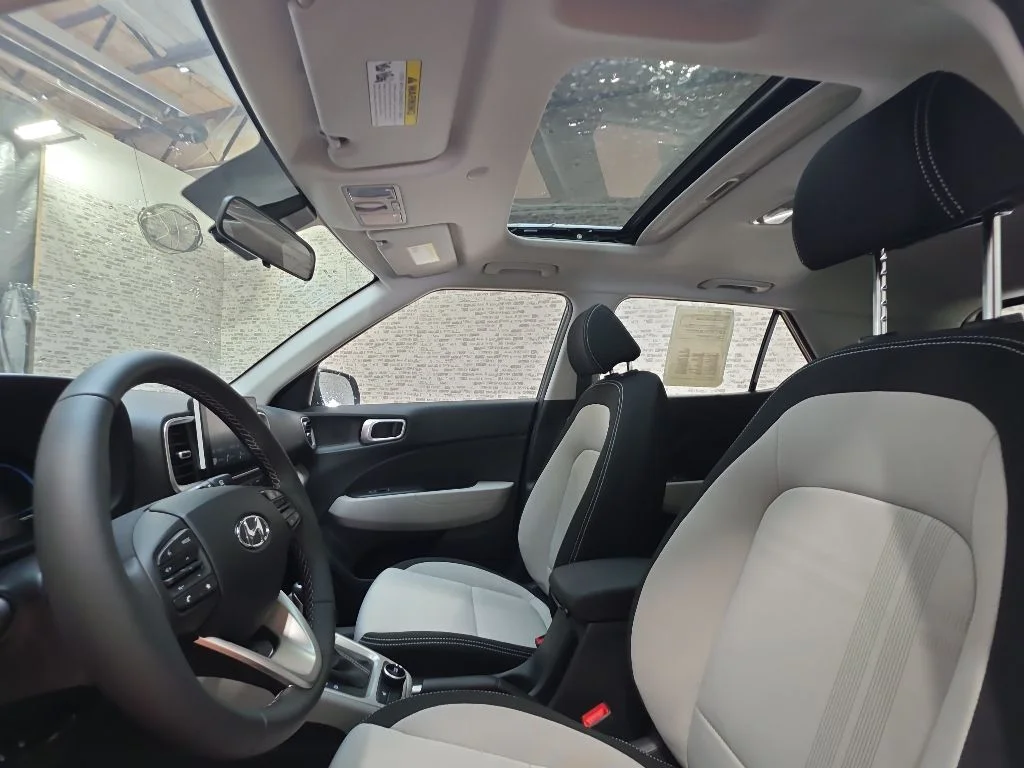 Used 2026 Ecotronic Gray Hyundai SEL image 21