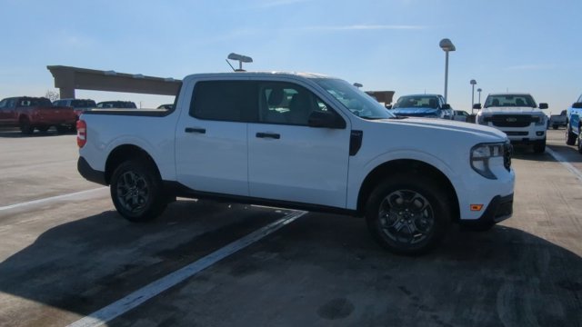 New 2026 Oxford White Ford XLT image 90